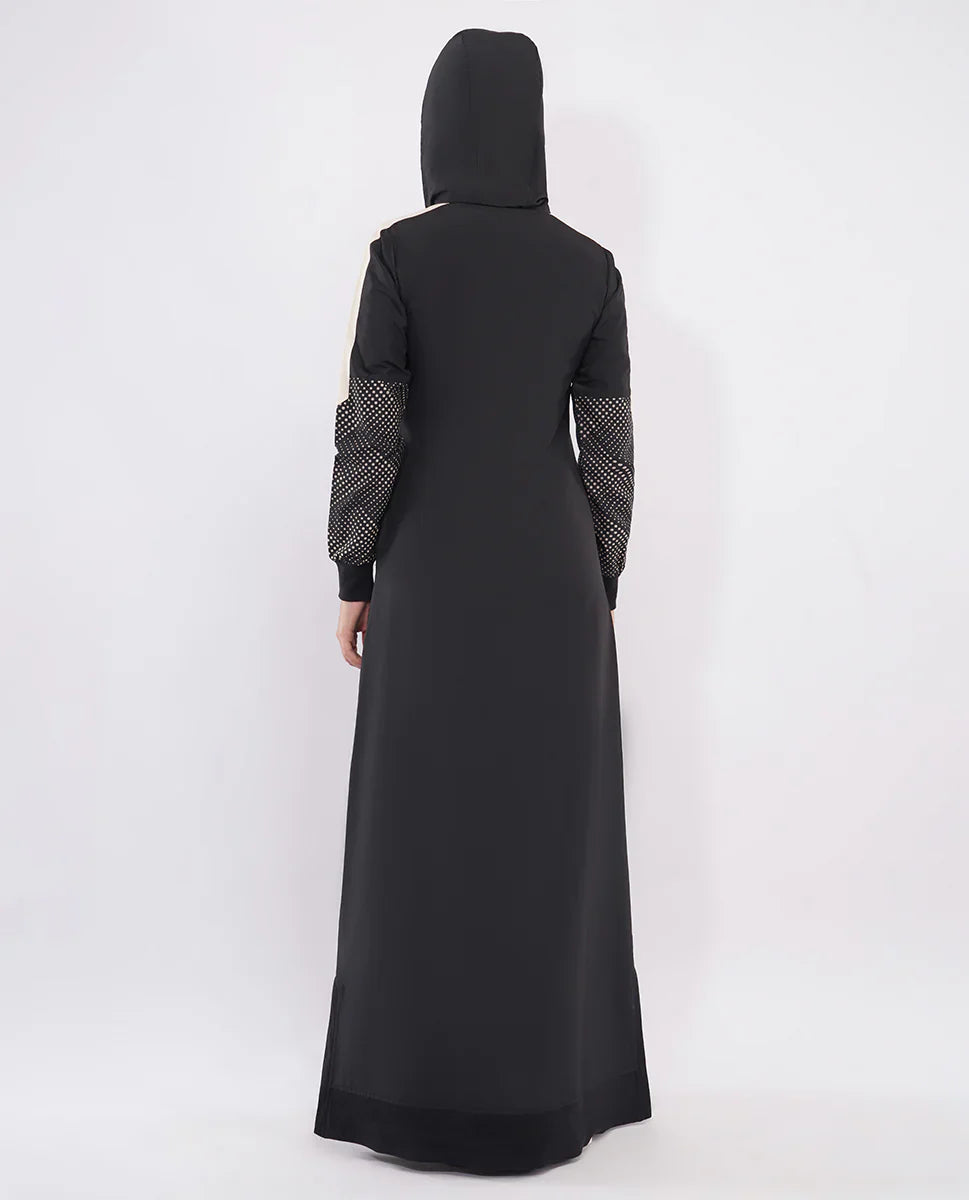 جلاب أسود فحمي بغطاء رأس قابل للفصل