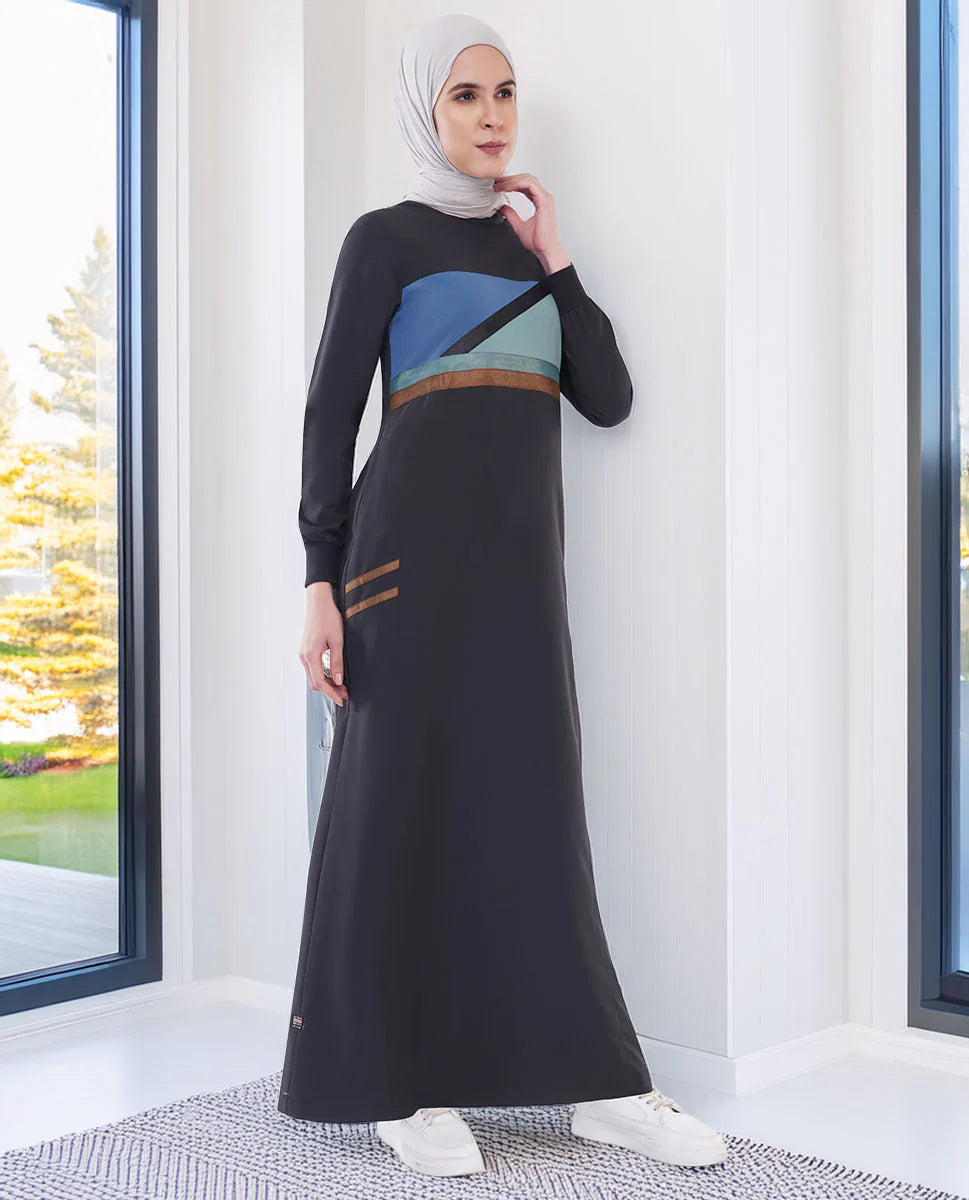 جلابيب أوربان نوار بتصميم متباين الألوان