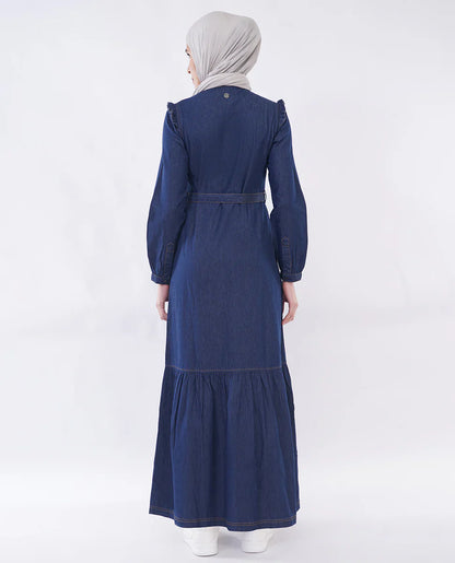 جلابية ماكسي من الدنيم الفاخر باللون الأزرق الثلجي مع كشكشة متدفقة